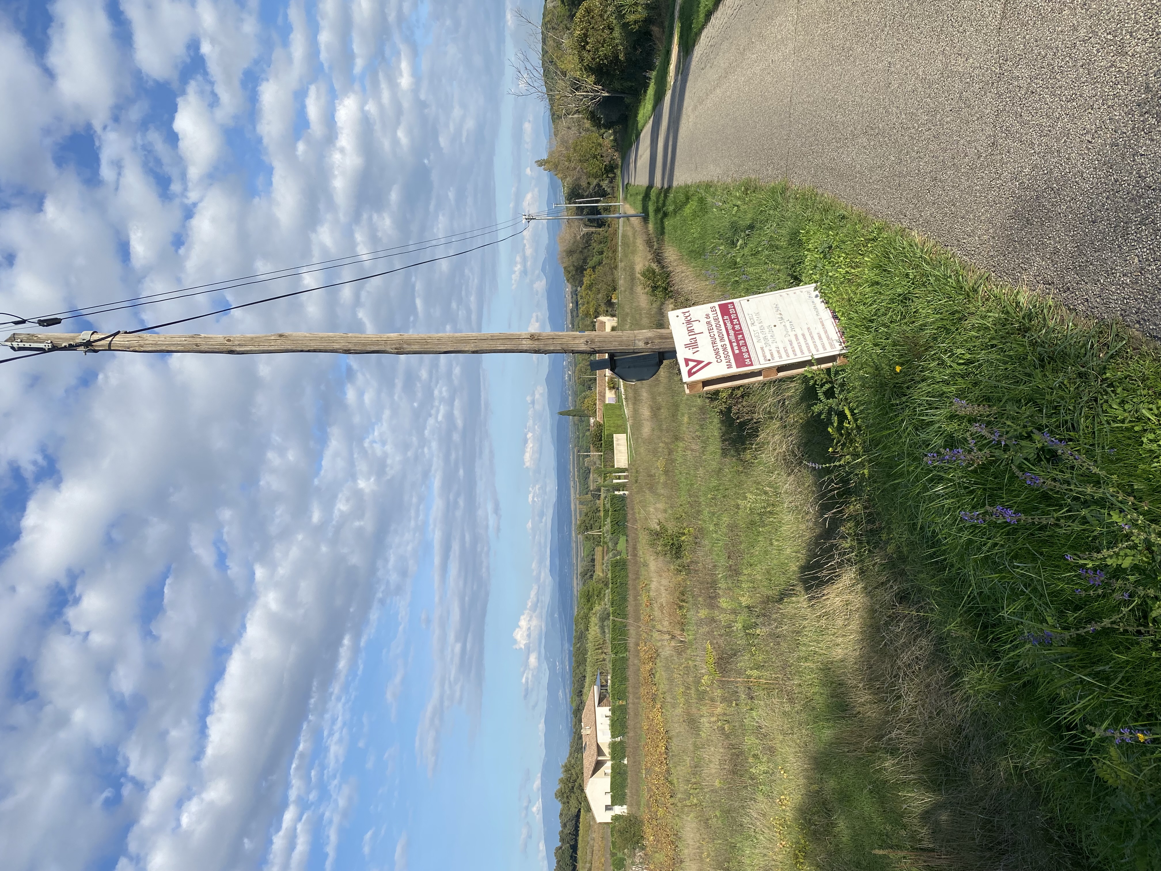 Mondragon - Hameau de Derboux