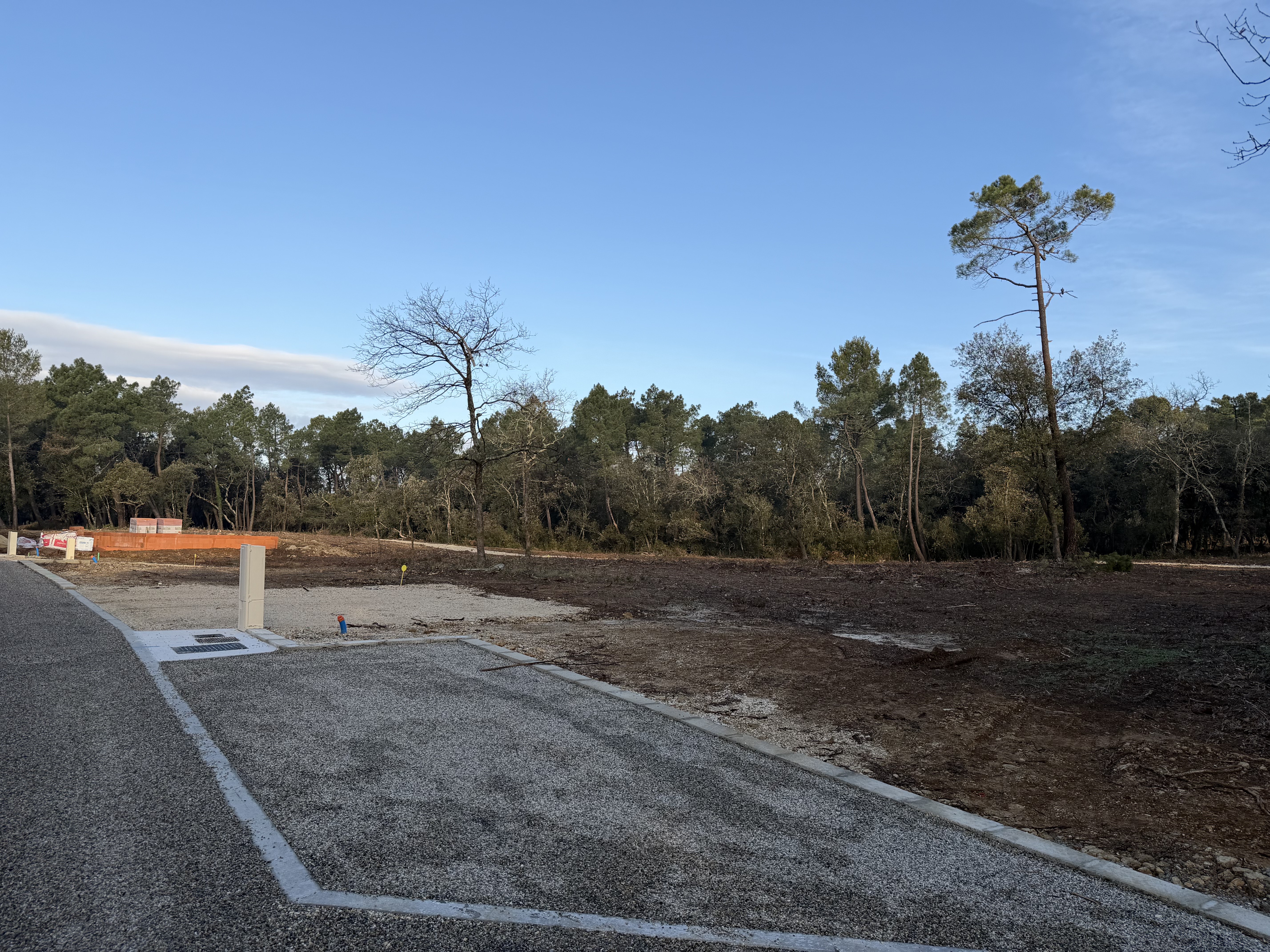 Terrains viabilisés à Suze La Rousse – Projet maison sur mesure