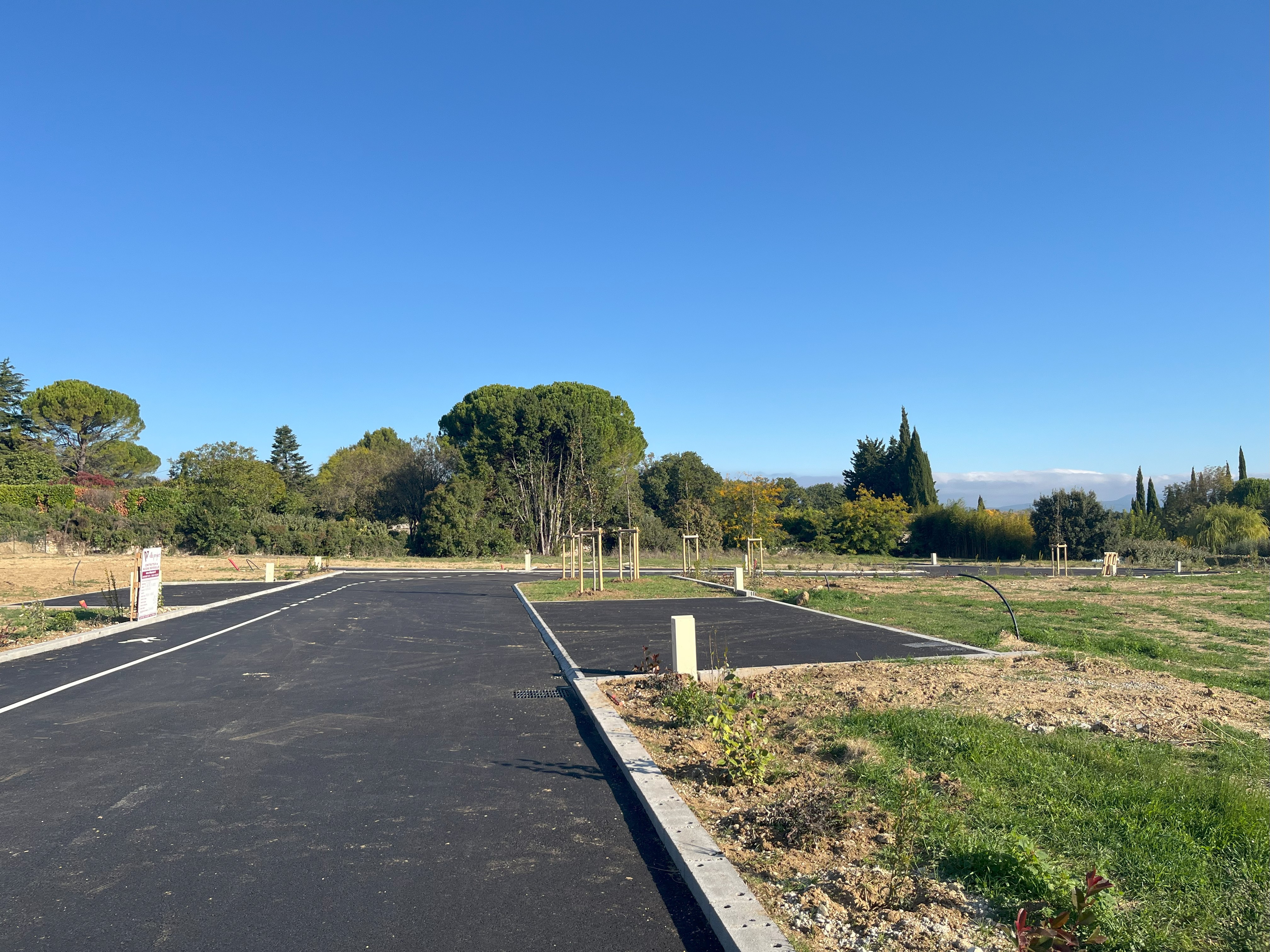 Terrains viabilisés à Chamaret – Projet maison sur mesure